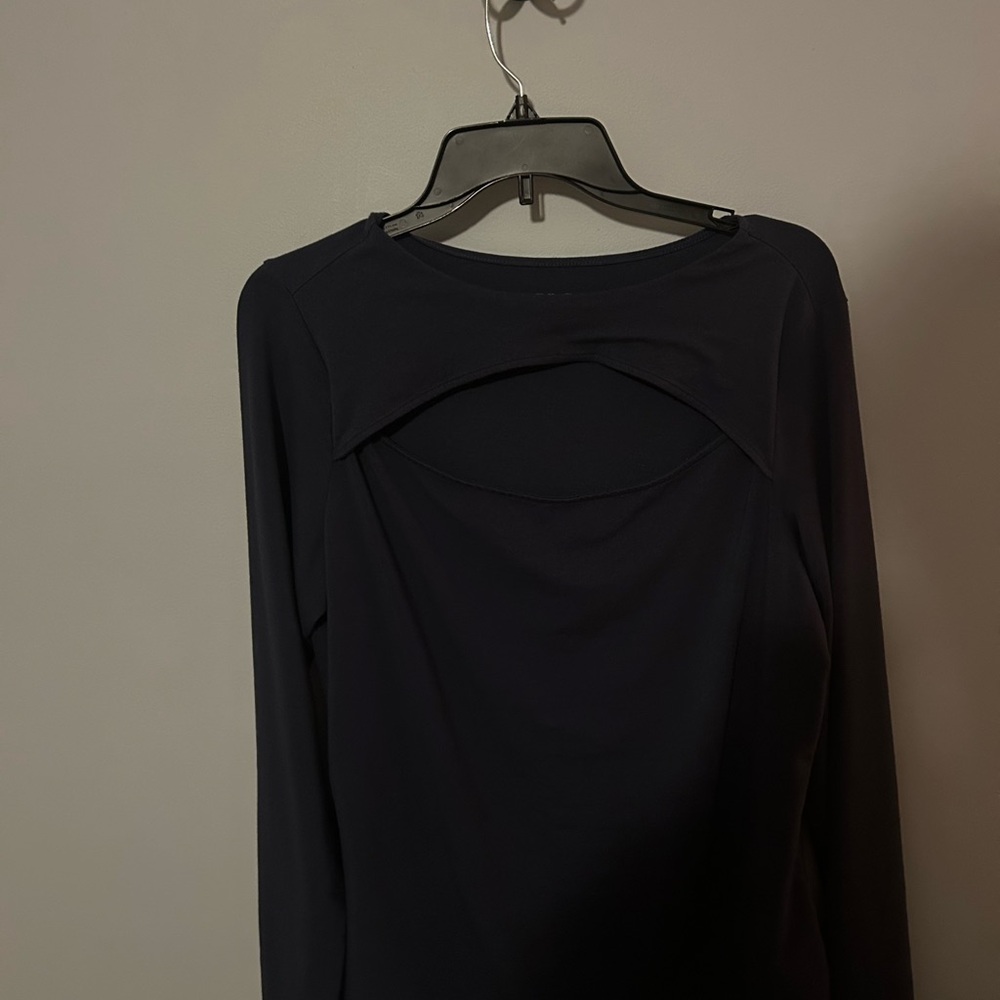 G.I.L.I. Long Sleeve Cutout Top